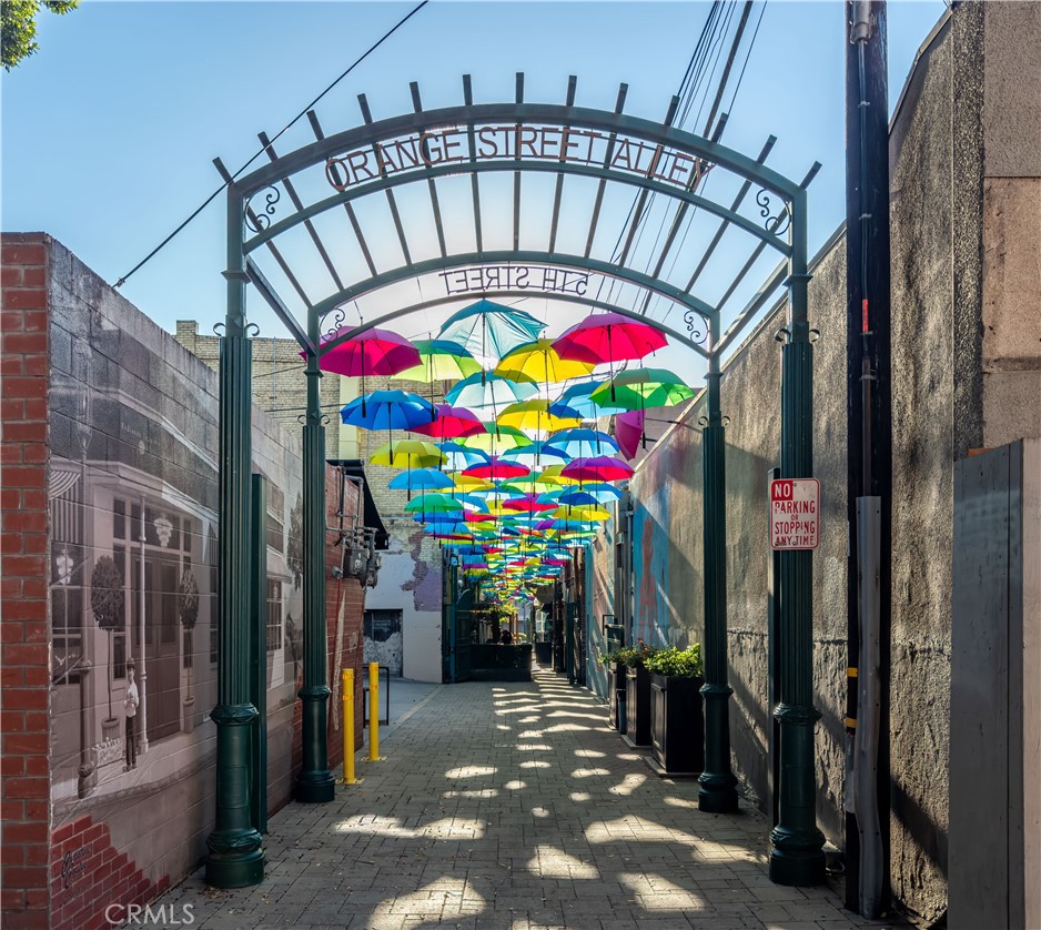 Redlands, California, 92373, United States, 6 Bedrooms Bedrooms, ,5 BathroomsBathrooms,Residential,For Sale,1976370