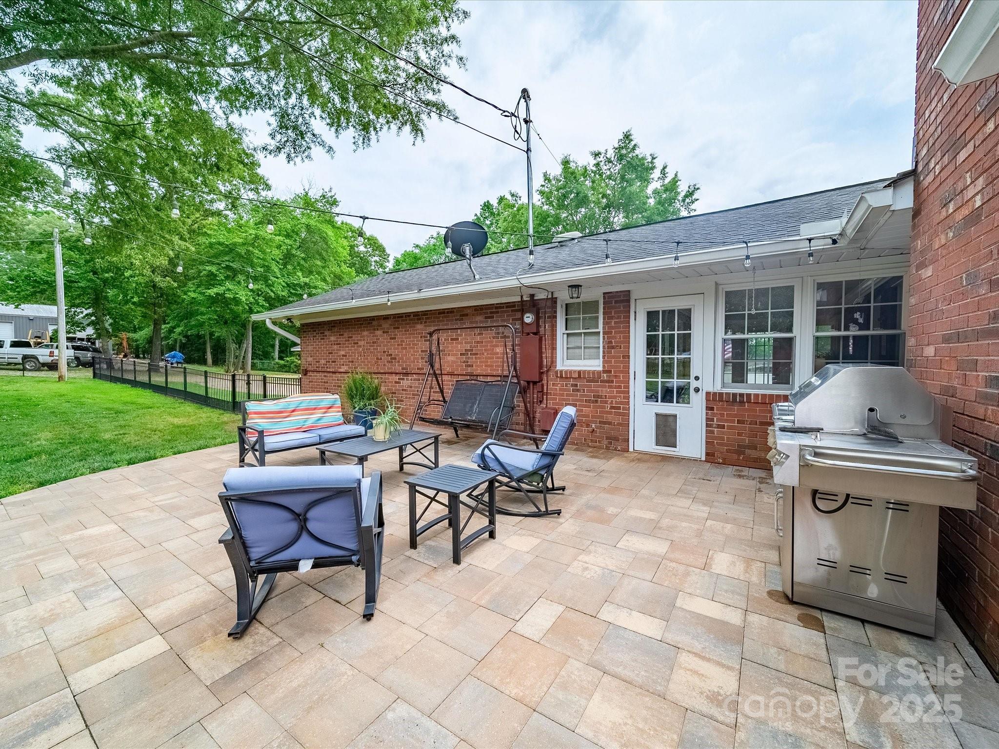 Monroe, North Carolina, 28112, United States, 3 Bedrooms Bedrooms, ,2 BathroomsBathrooms,Residential,For Sale,1975827