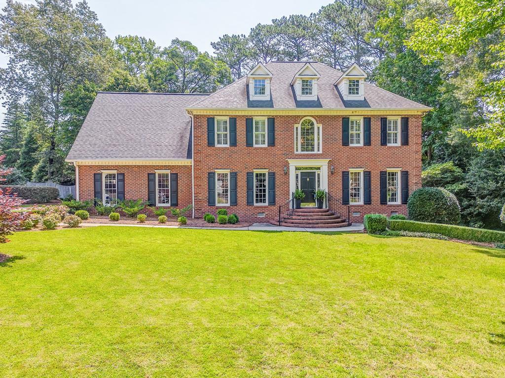 DALTON, Georgia, 30720, United States, 4 Bedrooms Bedrooms, ,4 BathroomsBathrooms,Residential,For Sale,1885970