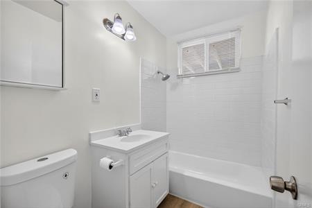 Compton, California, 90222, United States, 3 Bedrooms Bedrooms, ,3 BathroomsBathrooms,Residential,For Sale,1985749