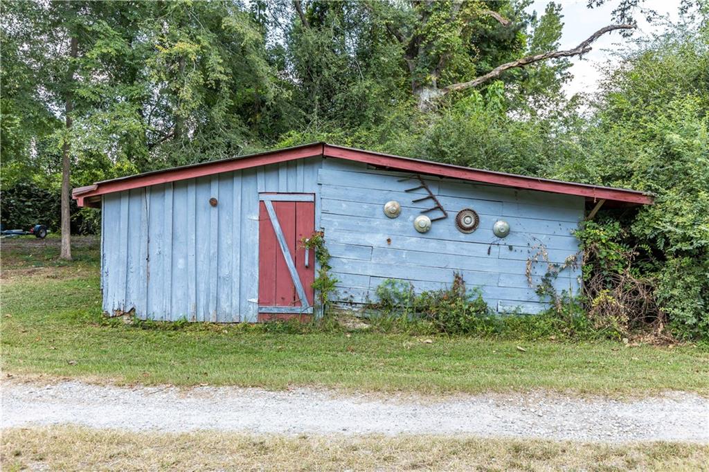 Salem, Alabama, 36874, United States, 4 Bedrooms Bedrooms, ,4 BathroomsBathrooms,Residential,For Sale,1940777