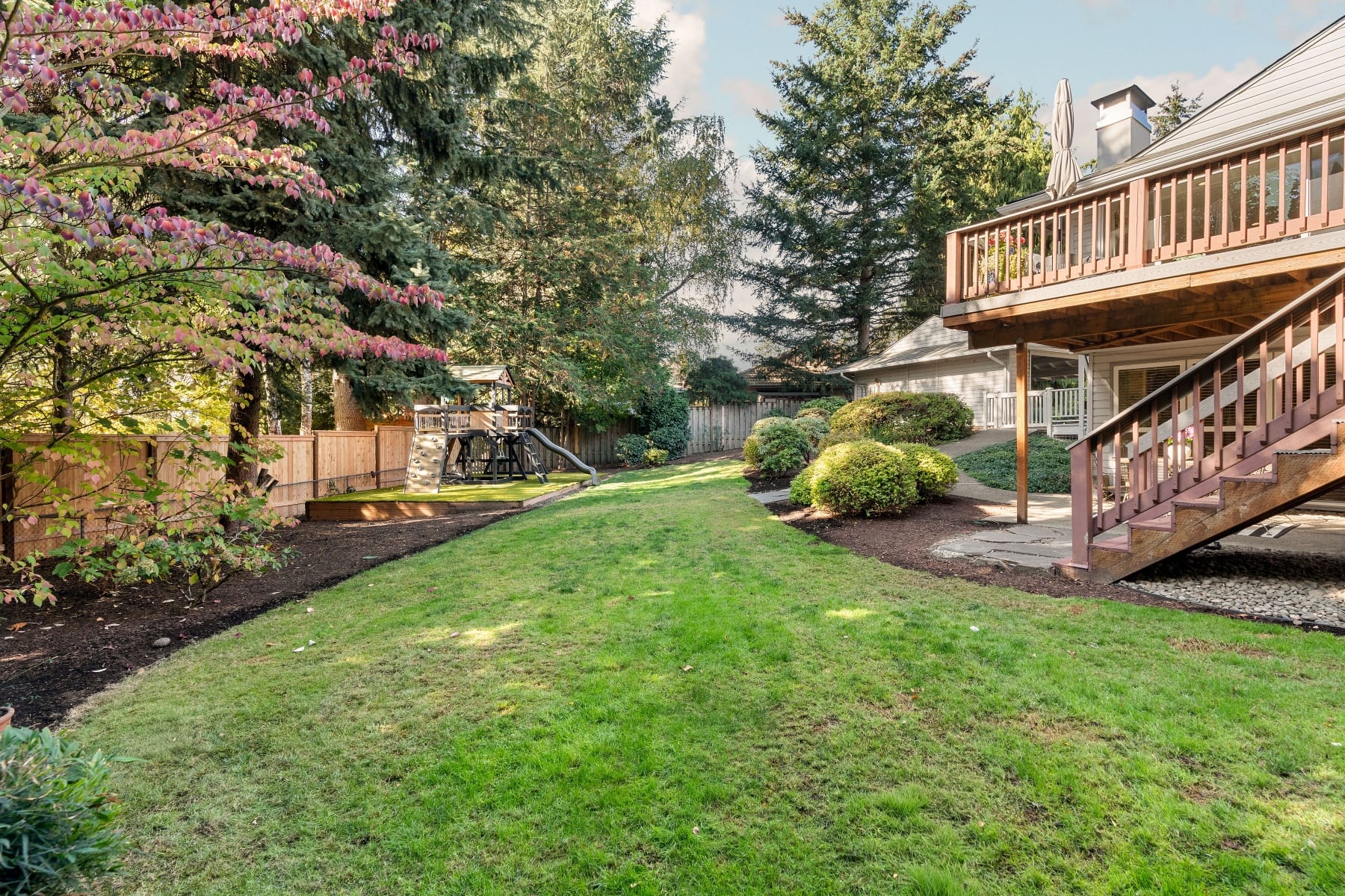  8090 SW CARMEL CT Portland, OR 97223 - 物件實景