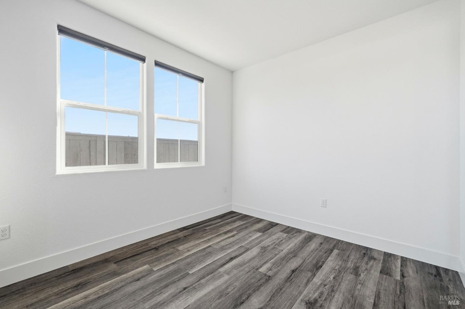 Dixon, California, 95620, United States, 2 Bedrooms Bedrooms, ,2 BathroomsBathrooms,Residential,For Sale,2005407