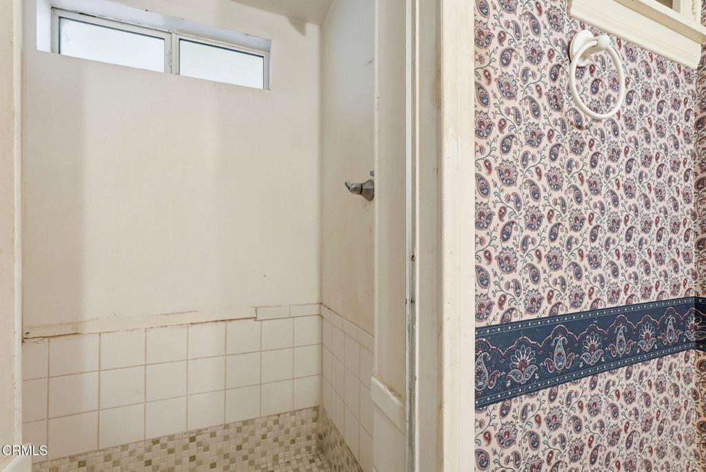 Pasadena, California, 91104, United States, 3 Bedrooms Bedrooms, ,1 BathroomBathrooms,Residential,For Sale,1993428