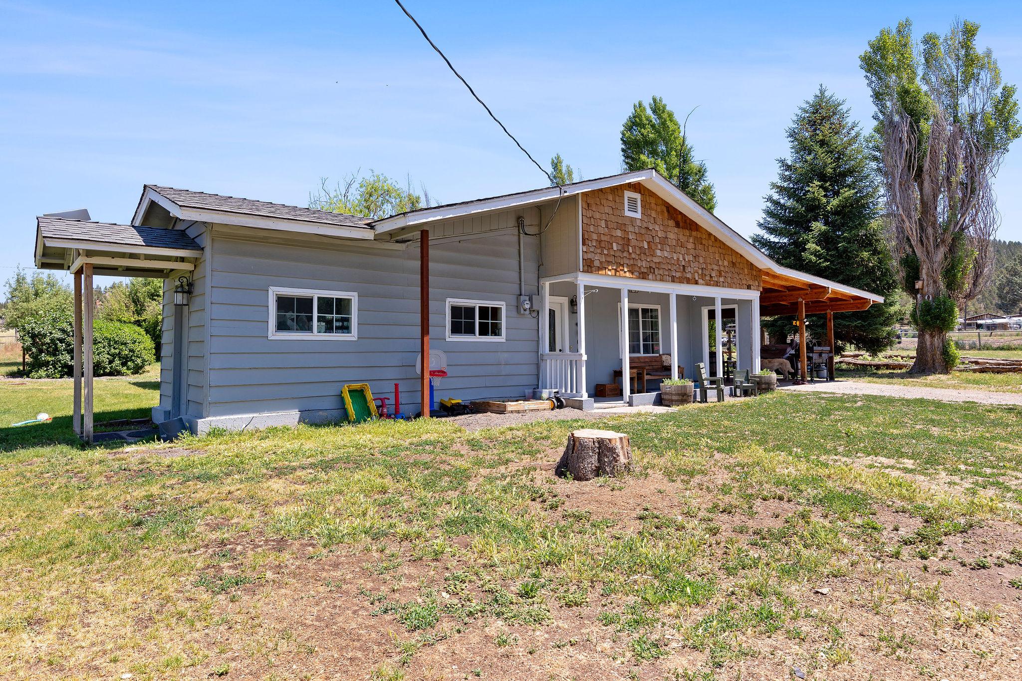 Prineville, Oregon, 97754, United States, 3 Bedrooms Bedrooms, ,2 BathroomsBathrooms,Residential,For Sale,1865780