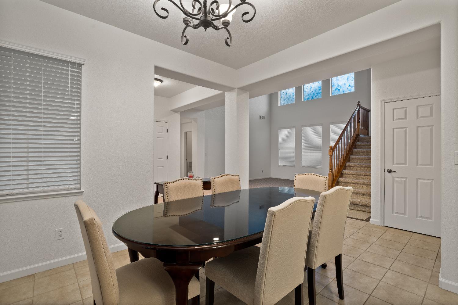 Riverbank, California, 95367, United States, 4 Bedrooms Bedrooms, ,3 BathroomsBathrooms,Residential,For Sale,1974513