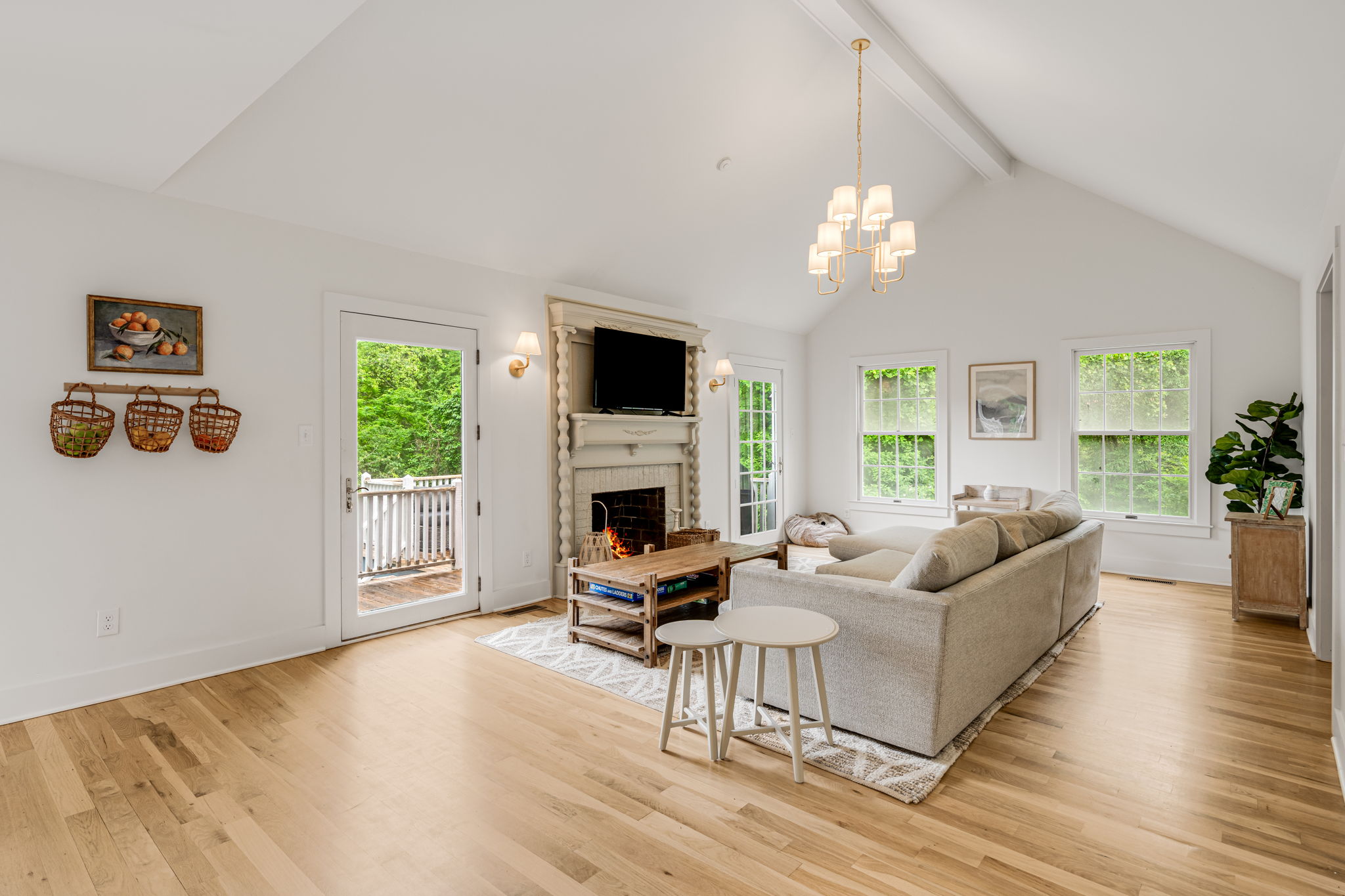 Asheville, North Carolina, 28803, United States, 4 Bedrooms Bedrooms, ,4 BathroomsBathrooms,Residential,For Sale,1825860