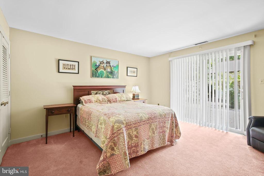 Fredericksburg, Virginia, 22401, United States, 4 Bedrooms Bedrooms, ,4 BathroomsBathrooms,Residential,For Sale,1917232