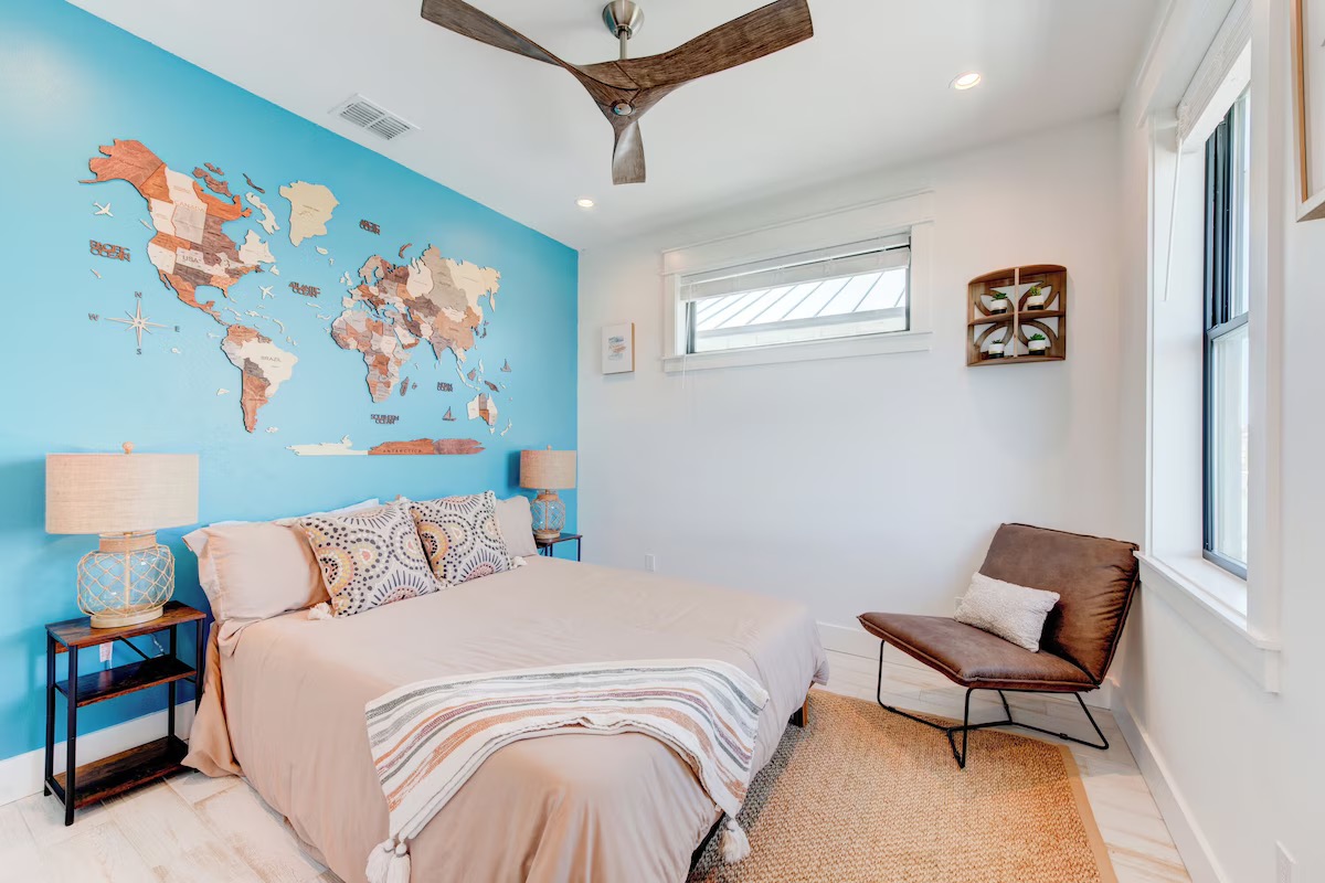 Port Aransas, Texas, 78373, United States, 5 Bedrooms Bedrooms, ,4 BathroomsBathrooms,Residential,For Sale,1982131