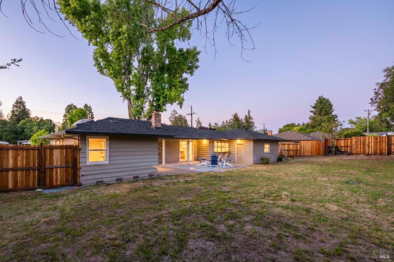 Sebastopol, California, 95472, United States, 2 Bedrooms Bedrooms, ,1 BathroomBathrooms,Residential,For Sale,2048872