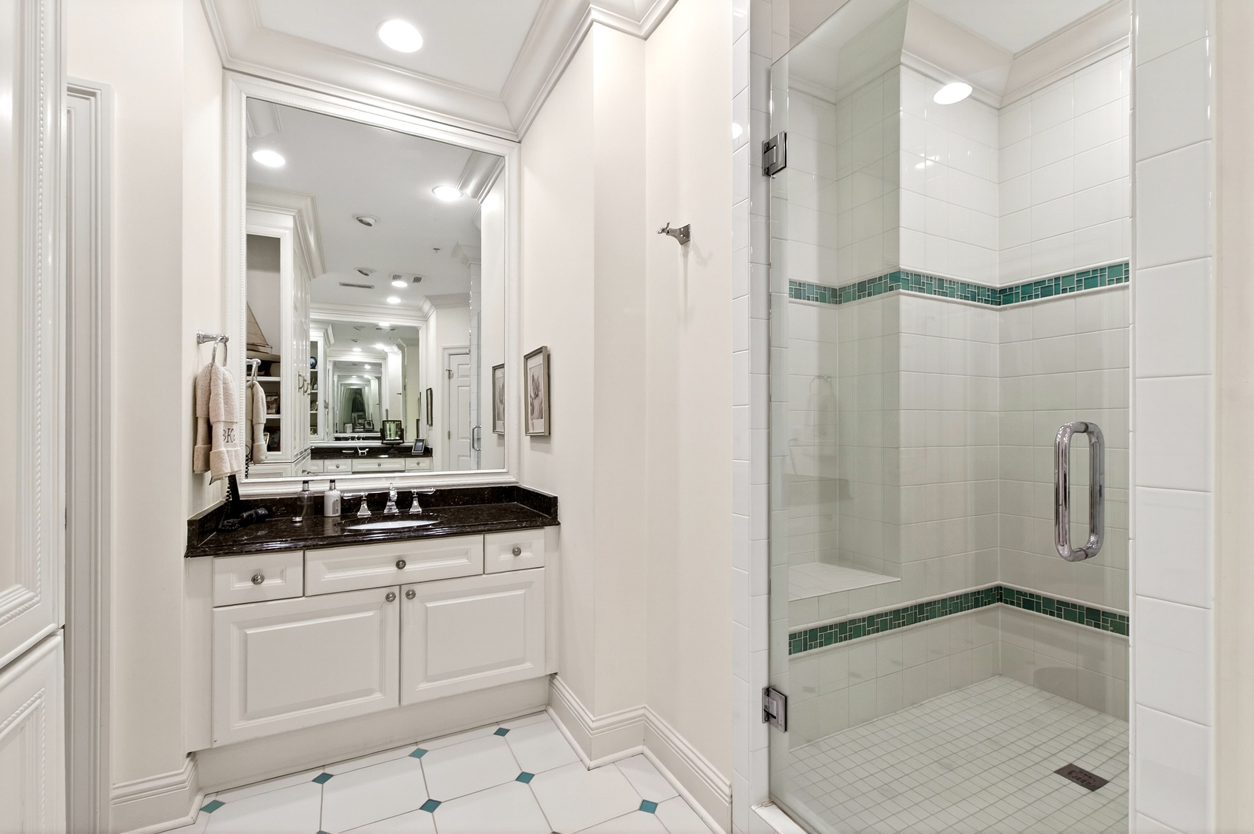  2801 Glenwood Gardens Lane, Raleigh, NC 27608 - 物件實景