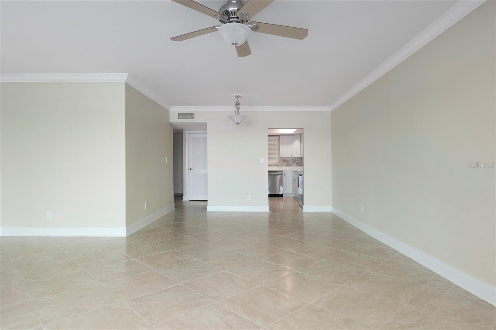 CLEARWATER BEACH, Florida, 33767, United States, 2 Bedrooms Bedrooms, ,2 BathroomsBathrooms,Residential,For Sale,2005374