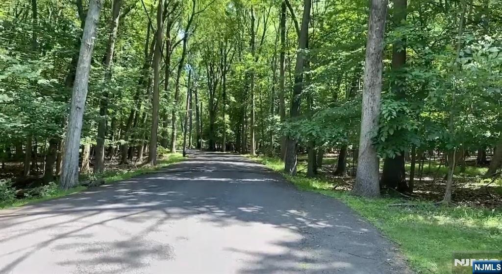 Haworth, New Jersey, 07641, United States, 6 Bedrooms Bedrooms, ,7 BathroomsBathrooms,Residential,For Sale,1989640