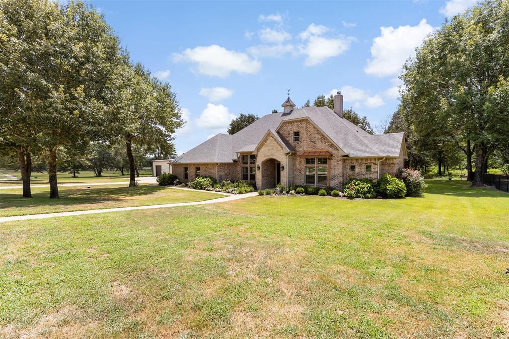 Lindale, Texas, 75771, United States, 4 Bedrooms Bedrooms, ,4 BathroomsBathrooms,Residential,For Sale,1903867