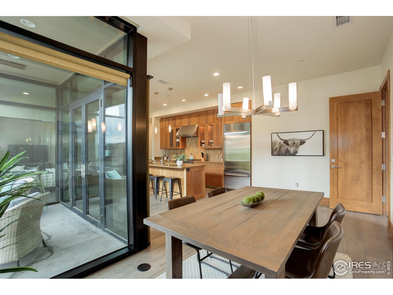 Boulder, Colorado, 80302, United States, 2 Bedrooms Bedrooms, ,2 BathroomsBathrooms,Residential,For Sale,1992797