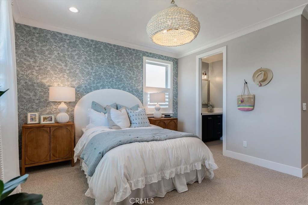 San Luis Obispo, California, 93401, United States, 5 Bedrooms Bedrooms, ,6 BathroomsBathrooms,Residential,For Sale,2008963