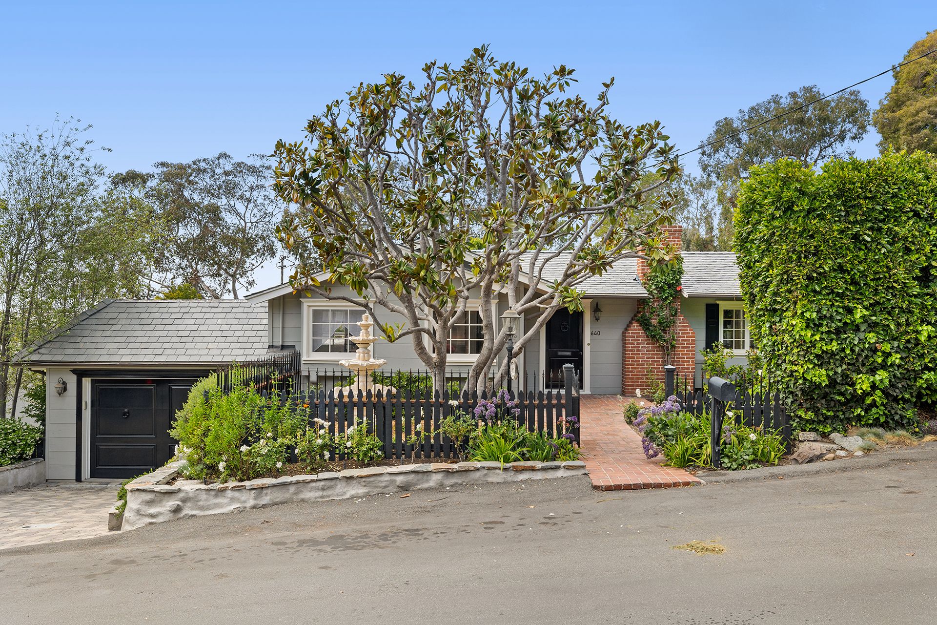 Laguna Beach, CA 92651