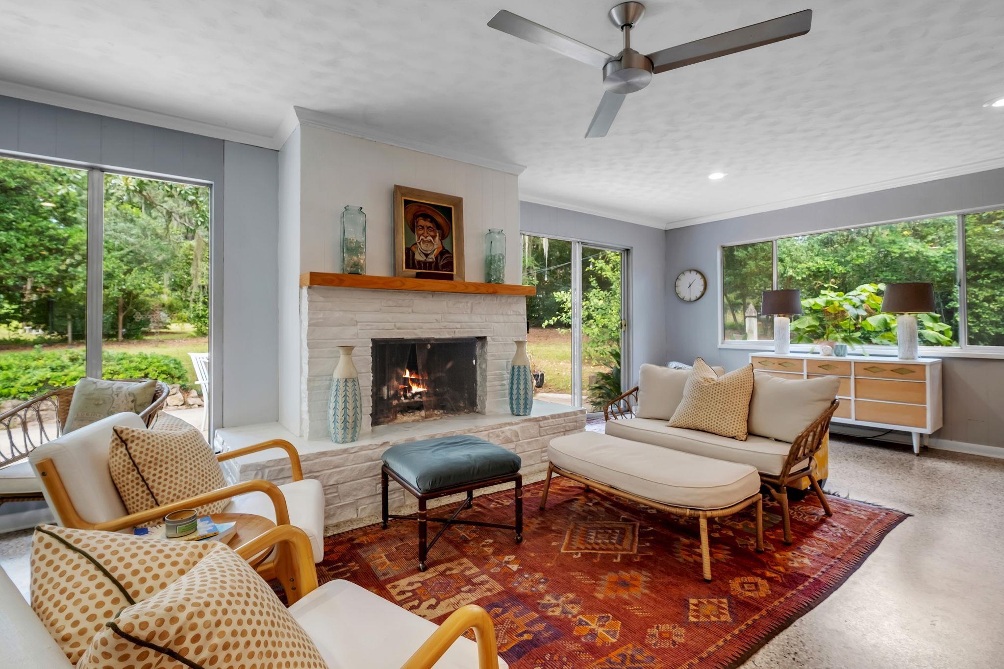 Tallahassee, Florida, 32308, United States, 4 Bedrooms Bedrooms, ,3 BathroomsBathrooms,Residential,For Sale,1965482