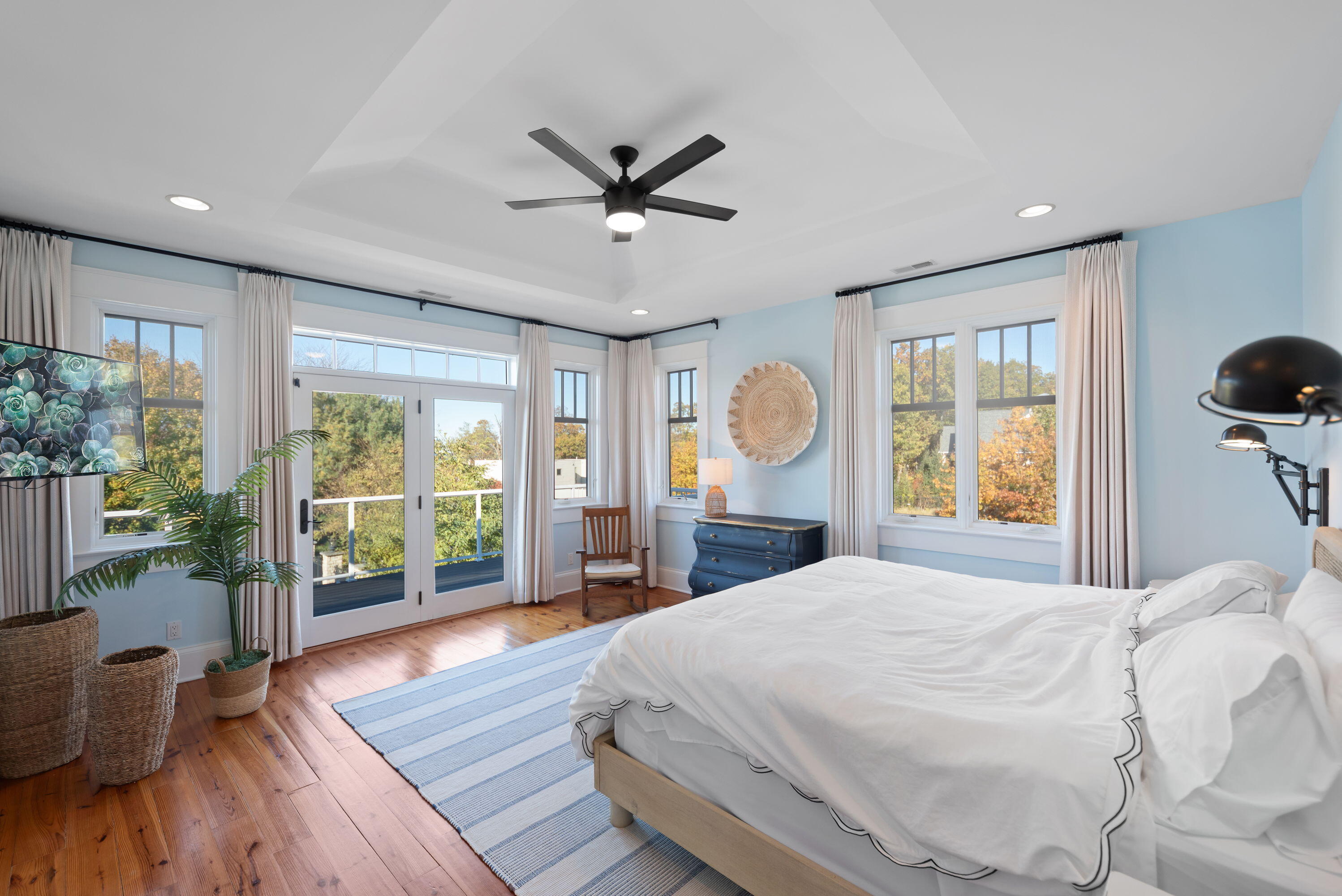 New Buffalo, Michigan, 49117, United States, 6 Bedrooms Bedrooms, ,5 BathroomsBathrooms,Residential,For Sale,1989502