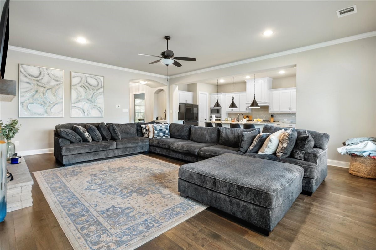 Mansfield, Texas, 76063, United States, 4 Bedrooms Bedrooms, ,4 BathroomsBathrooms,Residential,For Sale,1817600