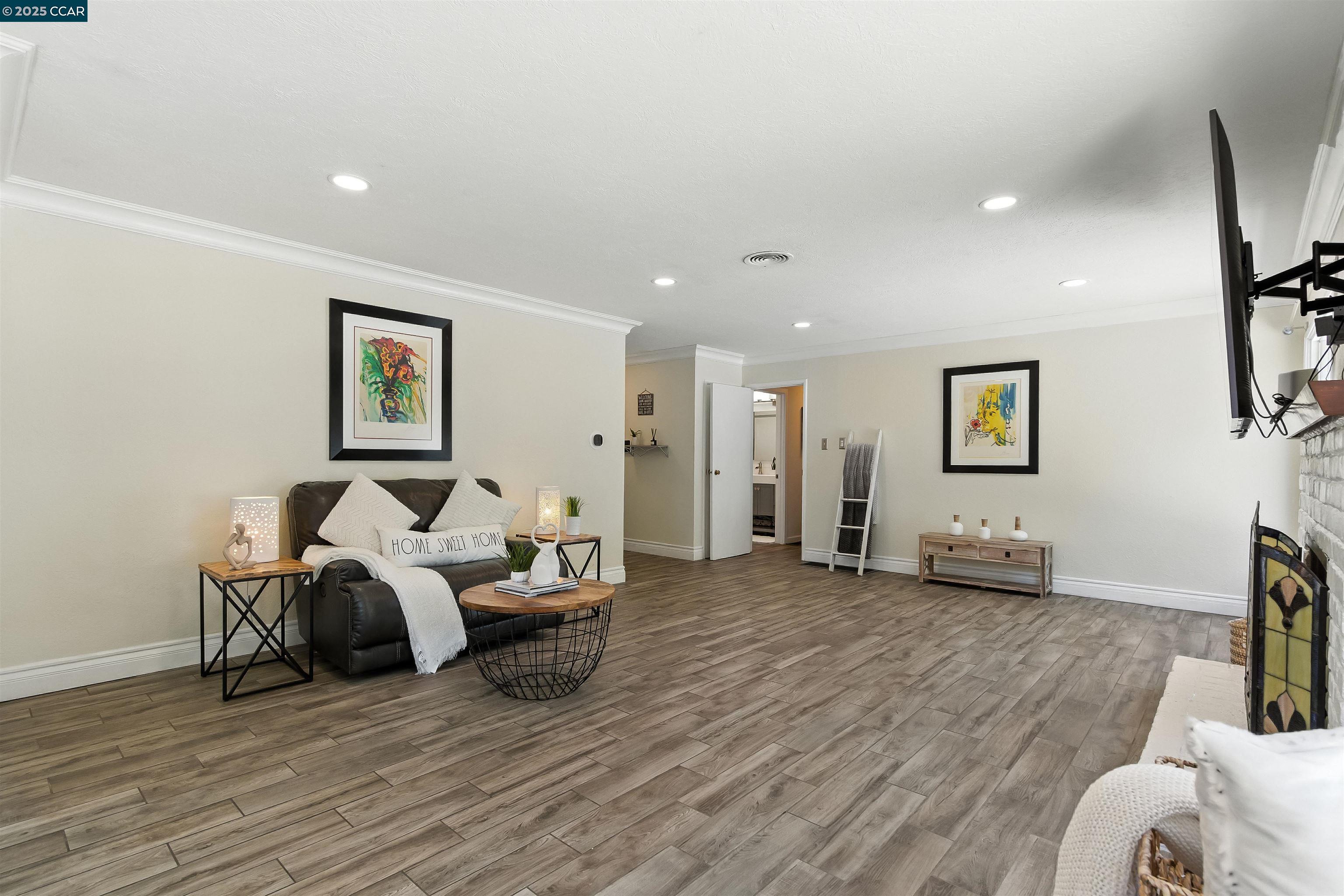 Vallejo, California, 94589, United States, 3 Bedrooms Bedrooms, ,2 BathroomsBathrooms,Residential,For Sale,1917421