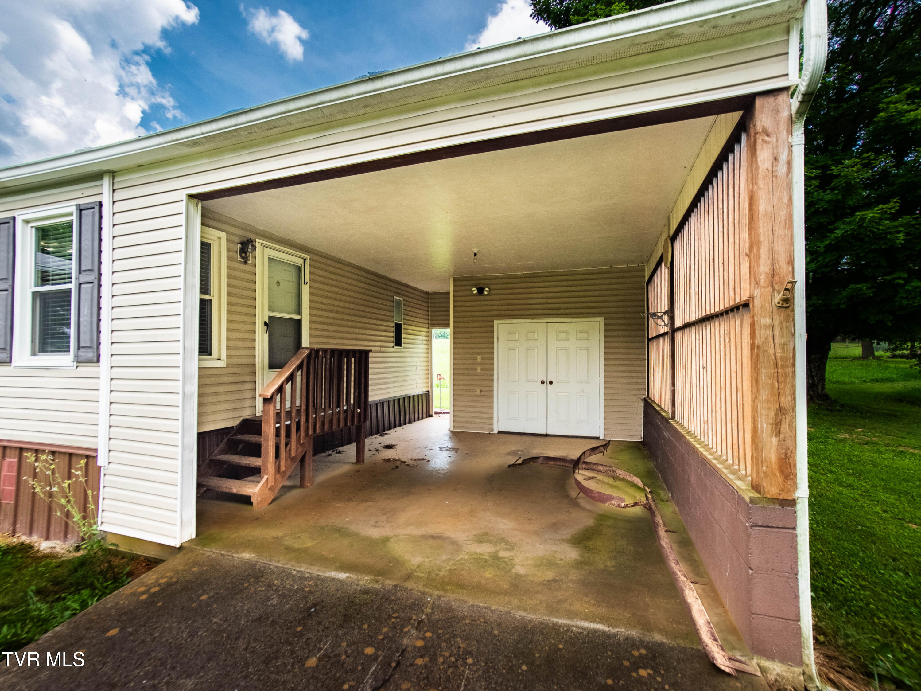 Surgoinsville, Tennessee, 37873, United States, 3 Bedrooms Bedrooms, ,3 BathroomsBathrooms,Residential,For Sale,1937059