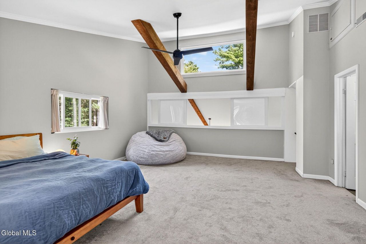 Valatie, New York, 12184, United States, 5 Bedrooms Bedrooms, ,3 BathroomsBathrooms,Residential,For Sale,1924980