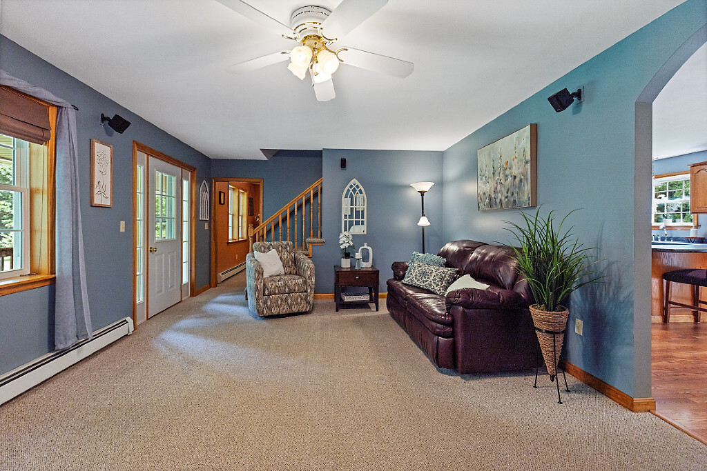 Palermo, Maine, 04354, United States, 3 Bedrooms Bedrooms, ,3 BathroomsBathrooms,Residential,For Sale,1885908