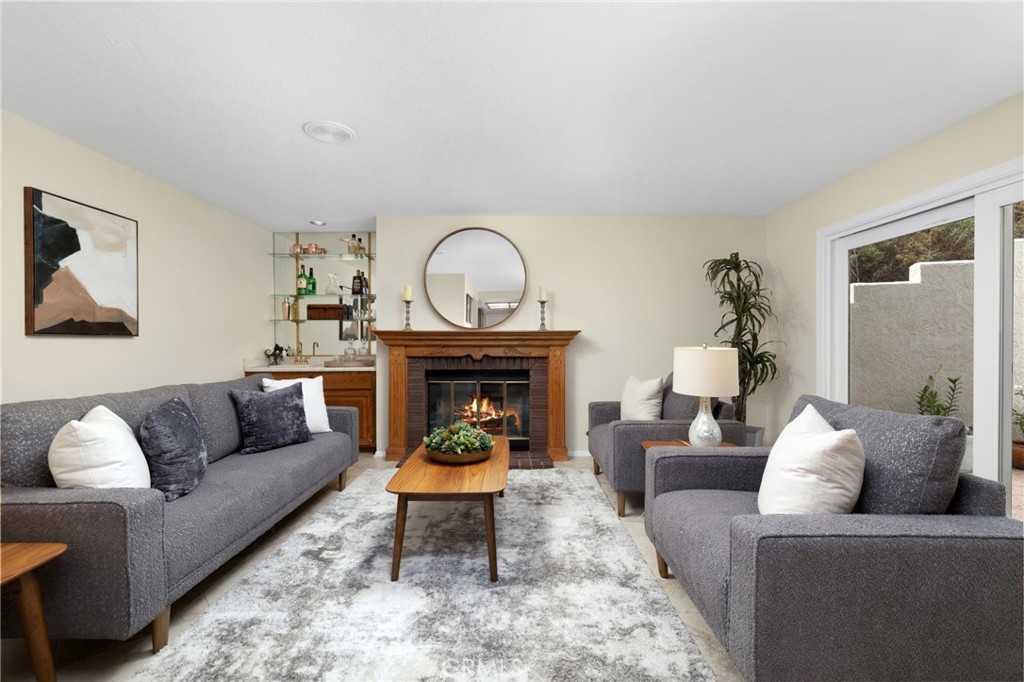 Monrovia, California, 91016, United States, 4 Bedrooms Bedrooms, ,3 BathroomsBathrooms,Residential,For Sale,1994372