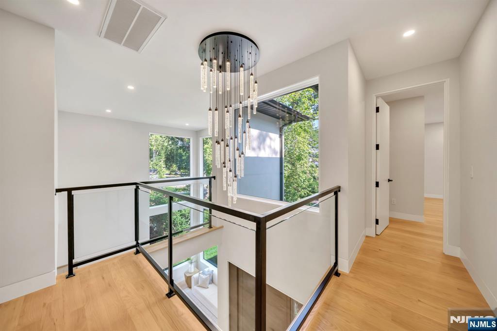 Tenafly, New Jersey, 07670, United States, 6 Bedrooms Bedrooms, ,6 BathroomsBathrooms,Residential,For Sale,1906714