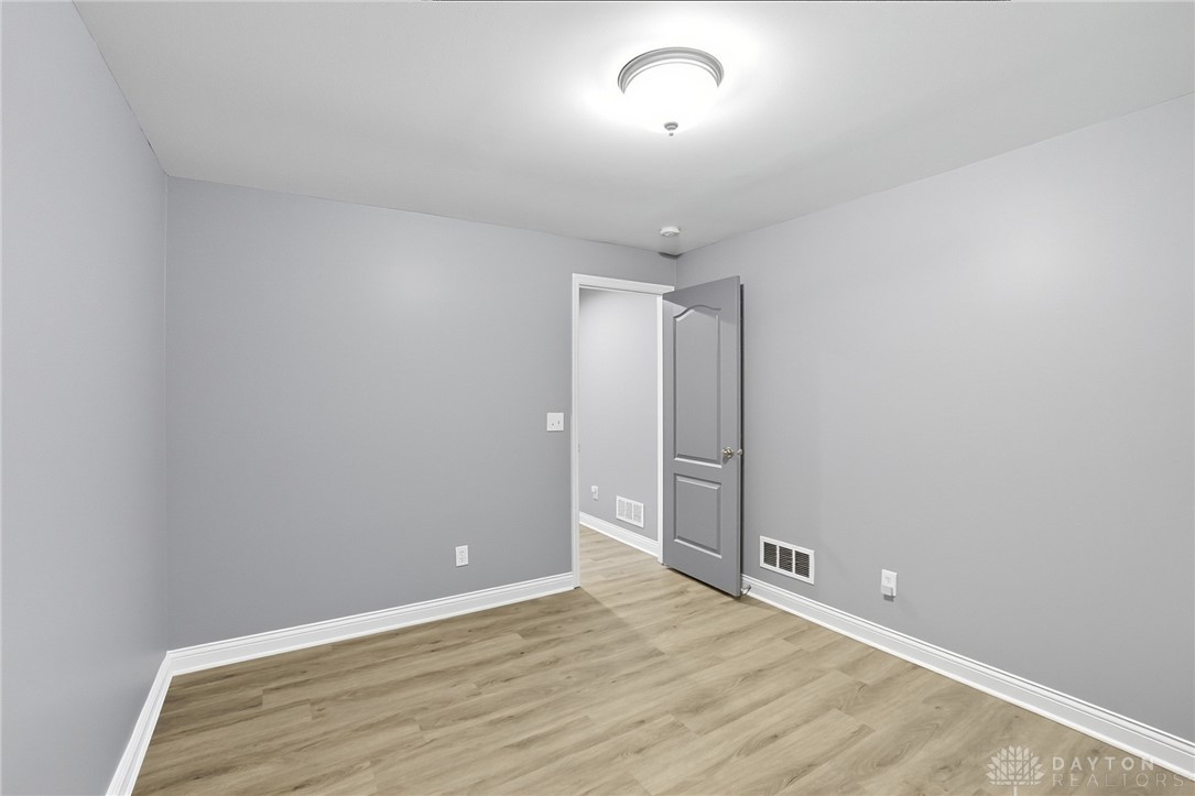 Clearcreek Twp, Ohio, 45458, United States, 4 Bedrooms Bedrooms, ,4 BathroomsBathrooms,Residential,For Sale,1966206