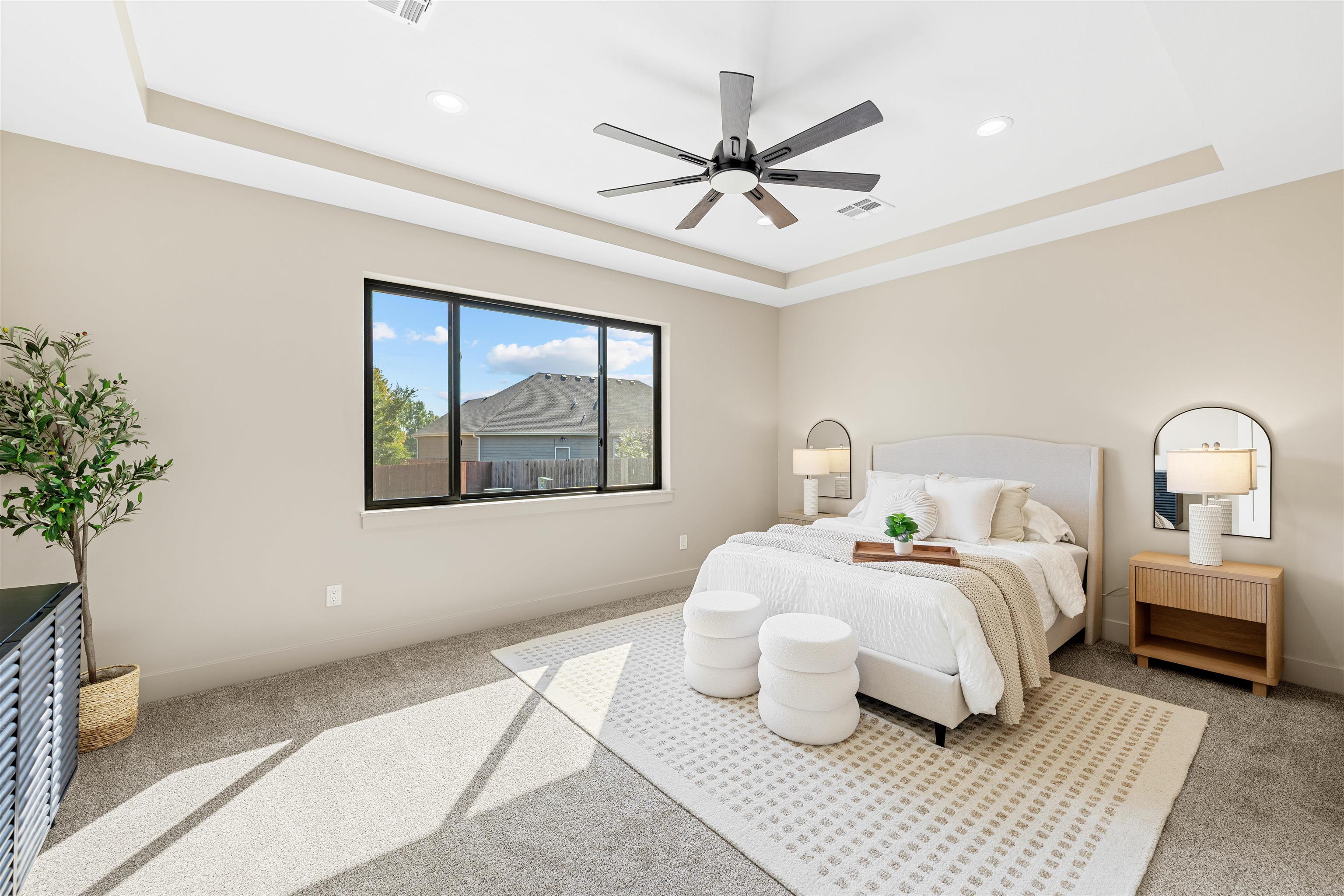 Salina, Kansas, 67401, United States, 3 Bedrooms Bedrooms, ,3 BathroomsBathrooms,Residential,For Sale,1956761