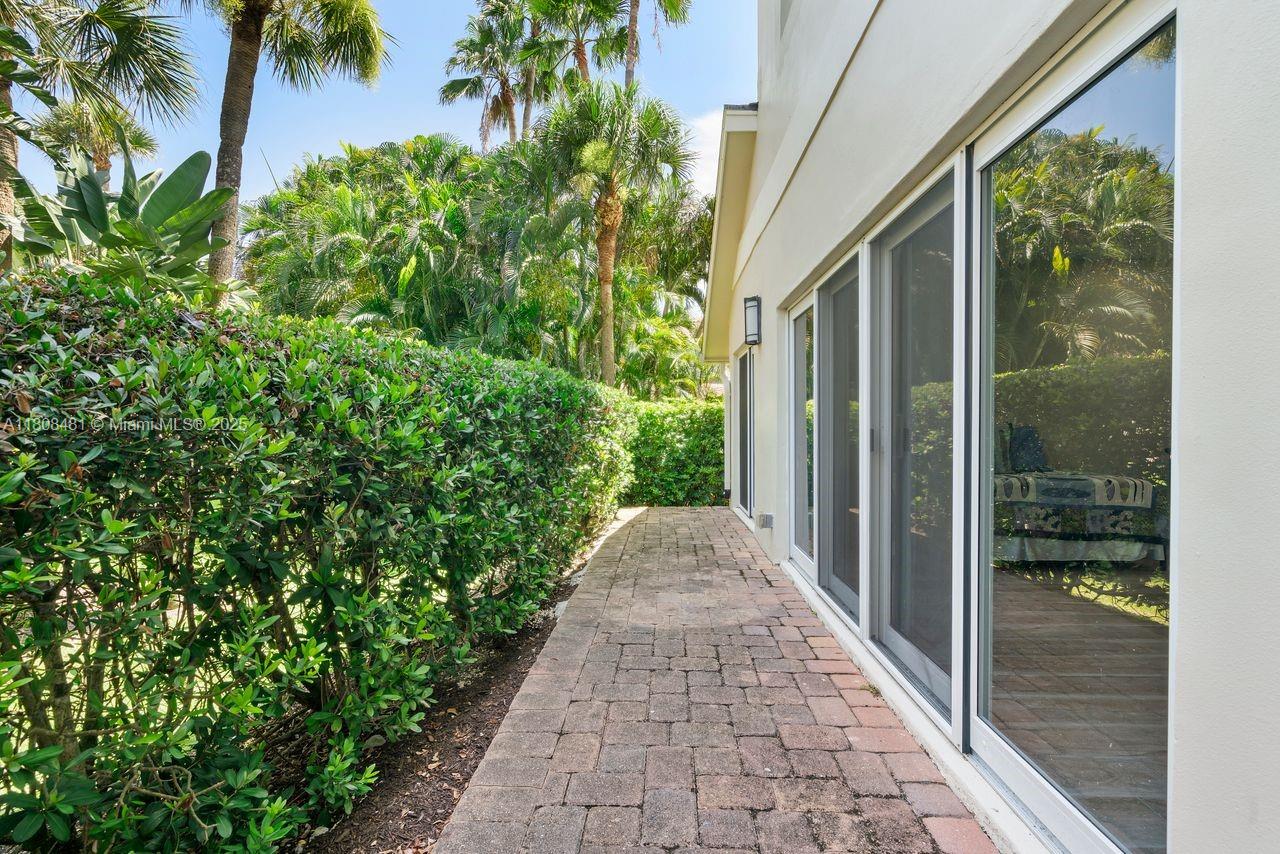Jupiter, Florida, 33477, United States, 3 Bedrooms Bedrooms, ,2 BathroomsBathrooms,Residential,For Sale,1827227