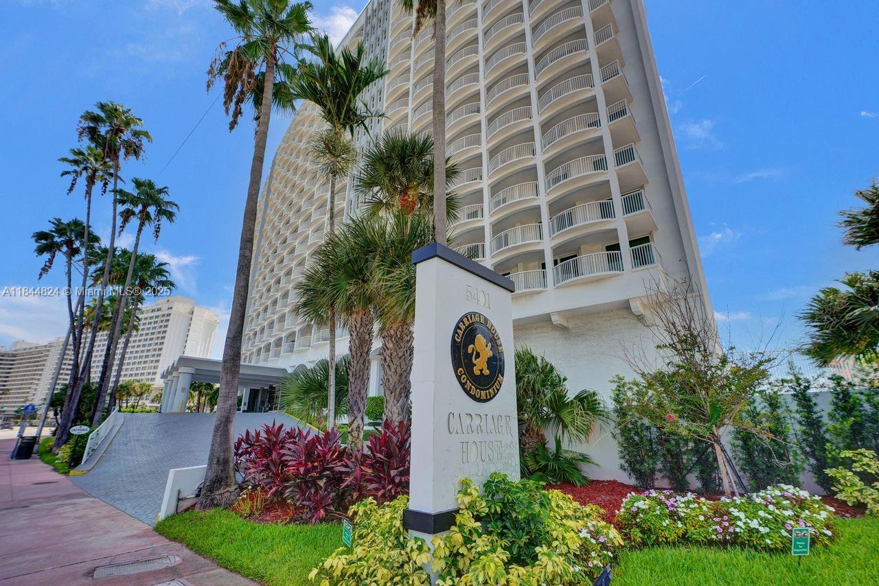 Miami Beach, Florida, 33140, United States, 2 Bedrooms Bedrooms, ,2 BathroomsBathrooms,Residential,For Sale,1907314