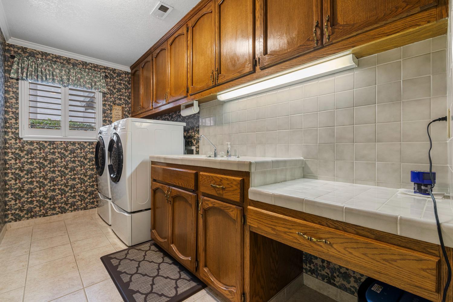 Lodi, California, 95242, United States, 4 Bedrooms Bedrooms, ,3 BathroomsBathrooms,Residential,For Sale,2012601