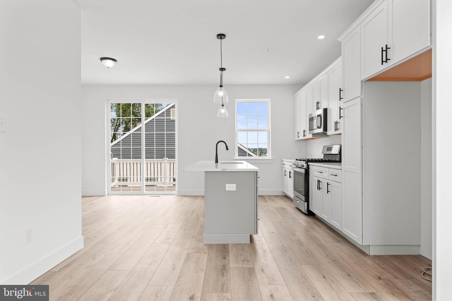 Bridgeport, Pennsylvania, 19405, United States, 3 Bedrooms Bedrooms, ,3 BathroomsBathrooms,Residential,For Sale,1895830