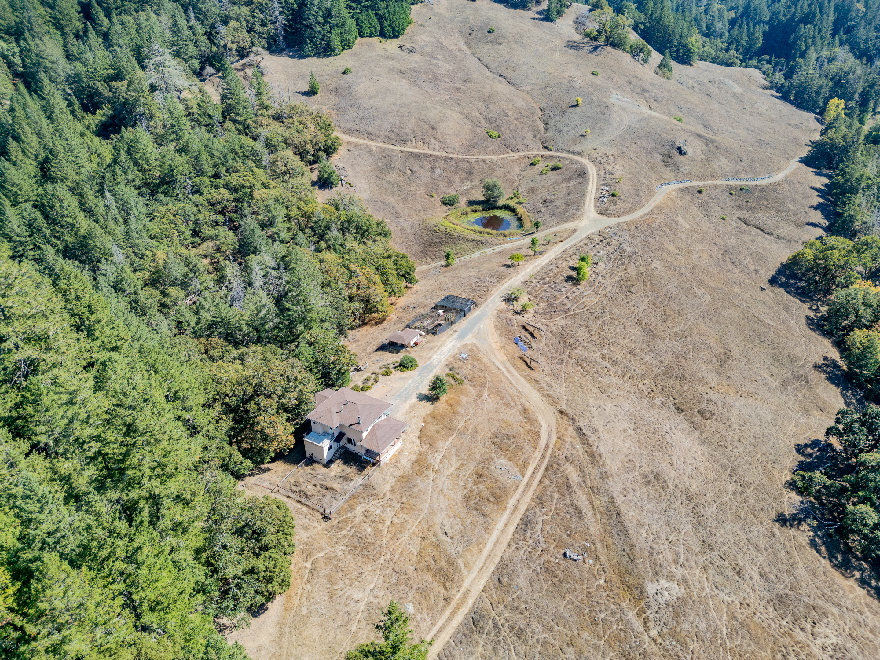 Willits, California, 95490, United States, 2 Bedrooms Bedrooms, ,2 BathroomsBathrooms,Residential,For Sale,1959114