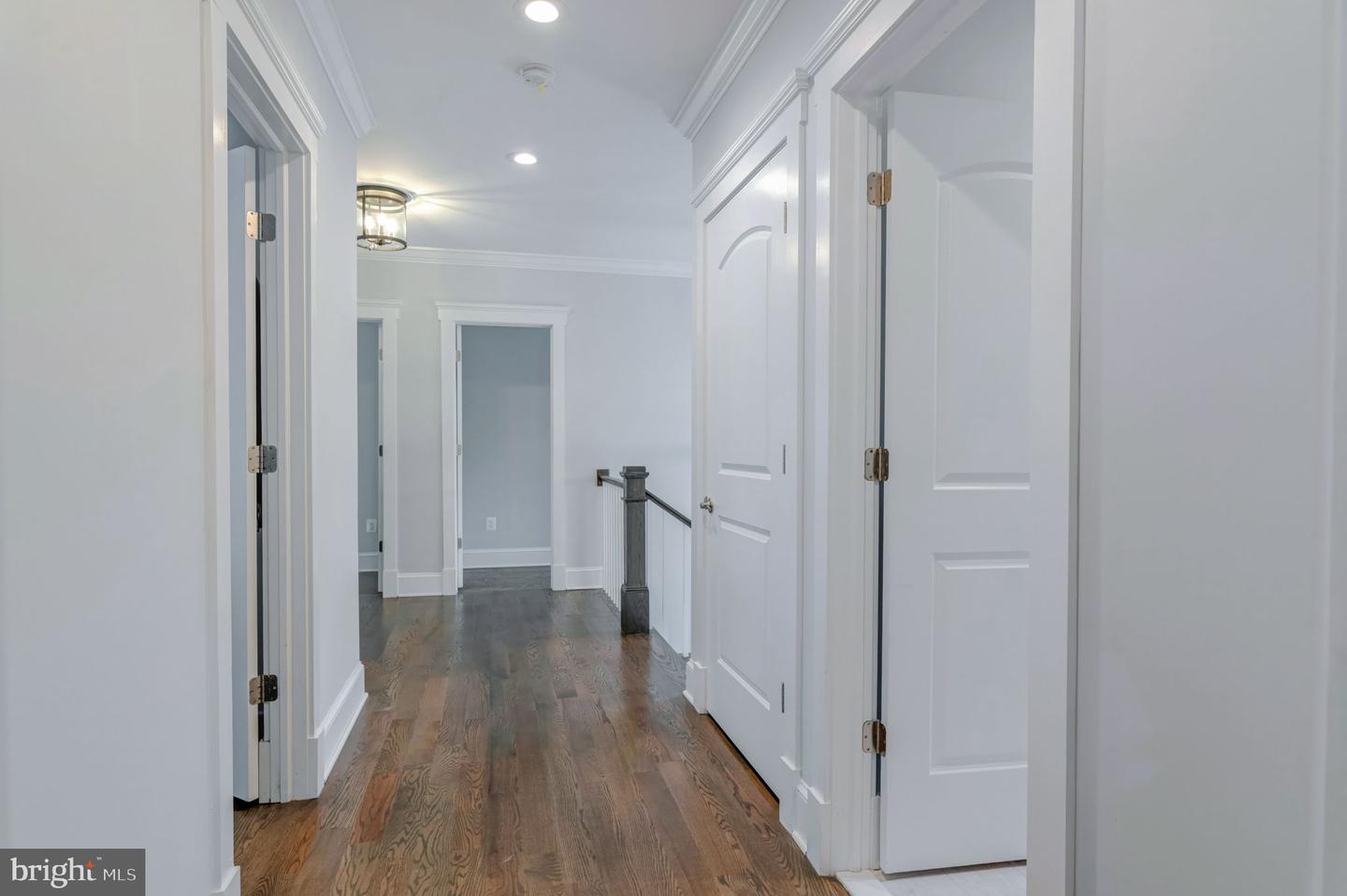 Fairfax, Virginia, 22030, United States, 6 Bedrooms Bedrooms, ,7 BathroomsBathrooms,Residential,For Sale,1997396