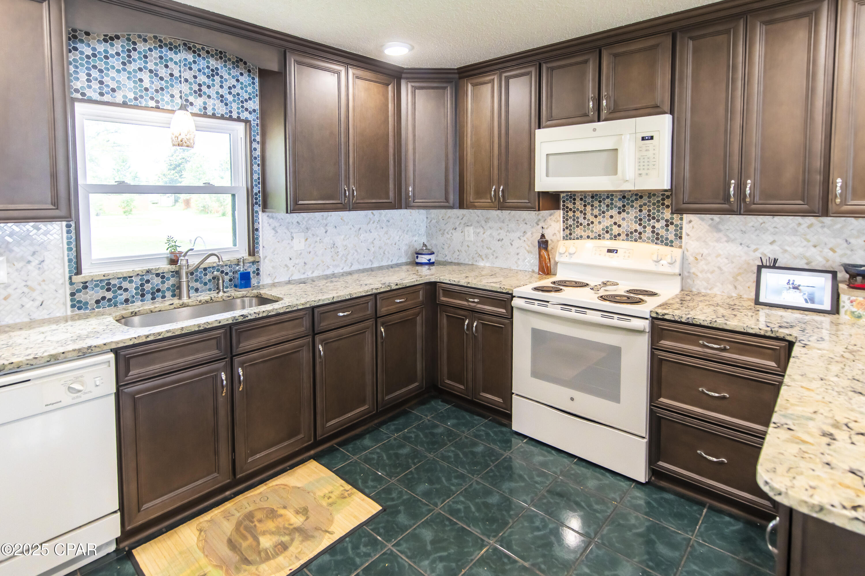 Lynn Haven, Florida, 32444, United States, 3 Bedrooms Bedrooms, ,3 BathroomsBathrooms,Residential,For Sale,1828265