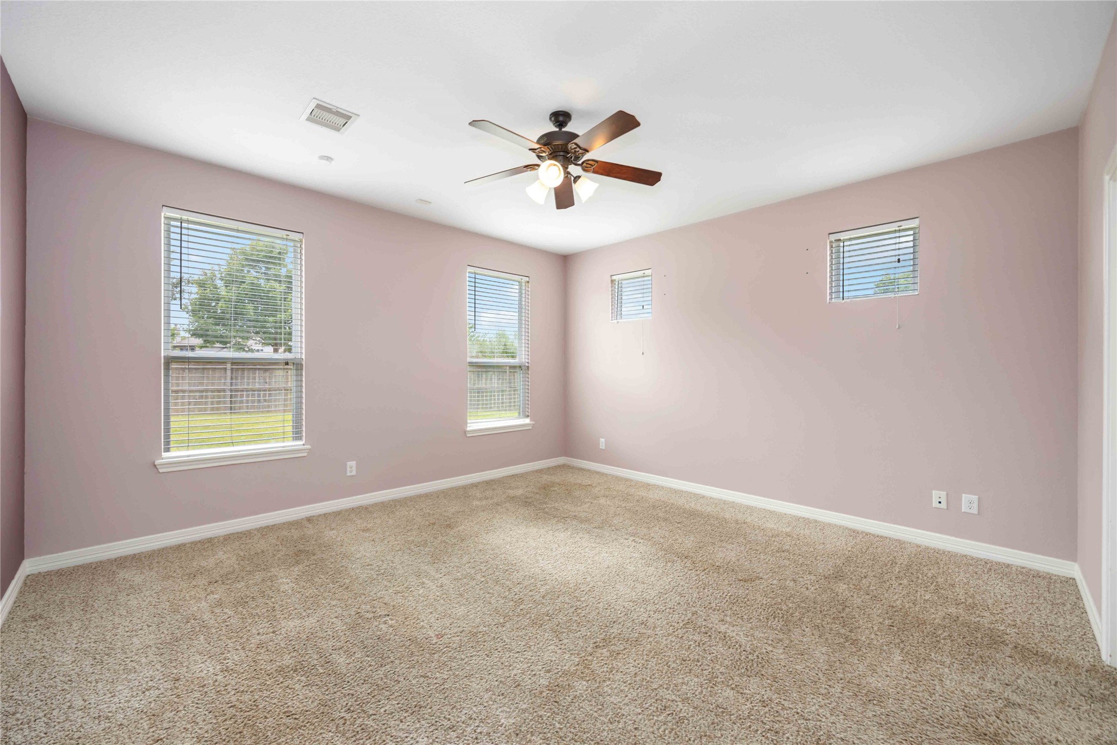 Missouri City, Texas, 77459, United States, 5 Bedrooms Bedrooms, ,4 BathroomsBathrooms,Residential,For Sale,1906951