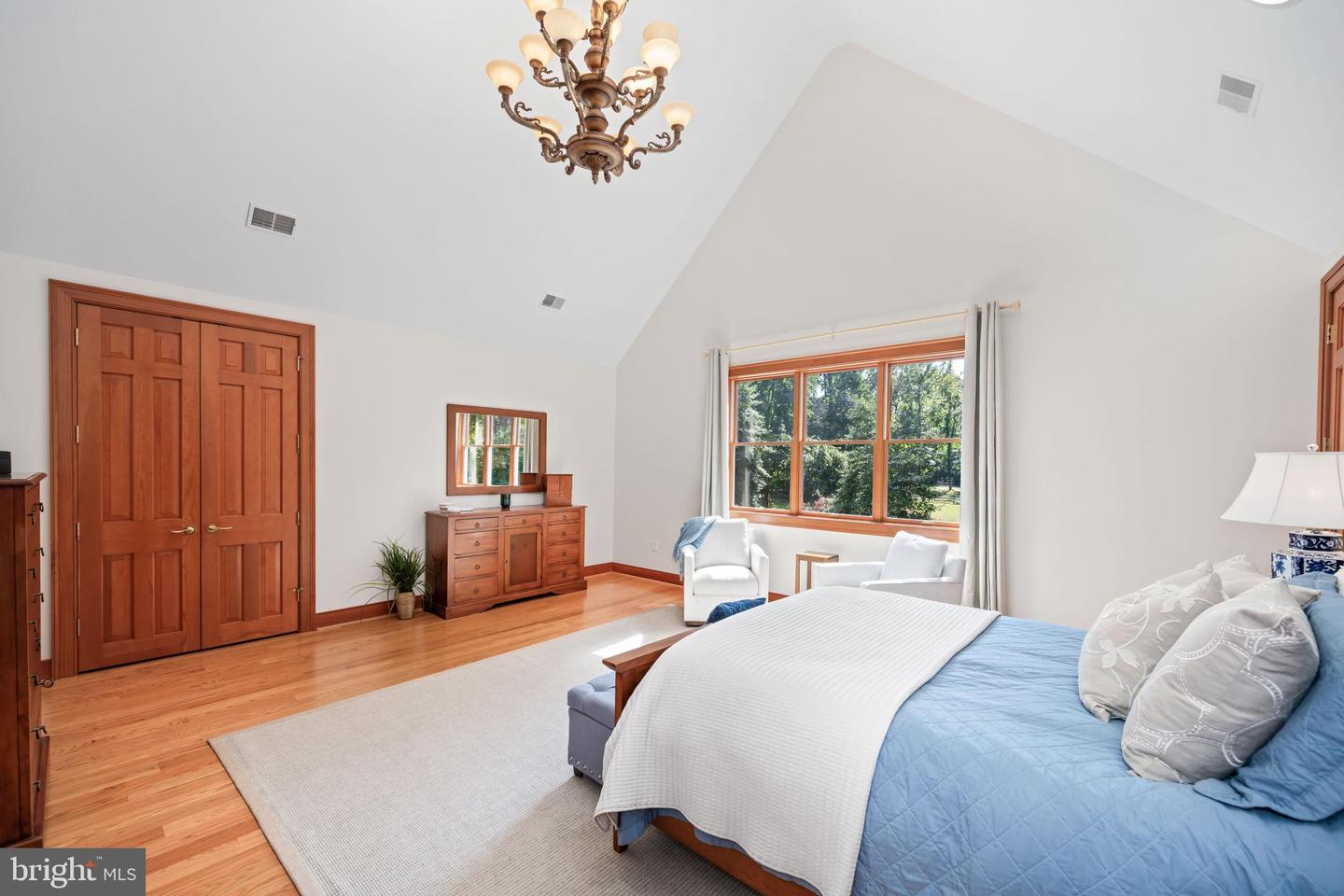 Queenstown, Maryland, 21658, United States, 5 Bedrooms Bedrooms, ,6 BathroomsBathrooms,Residential,For Sale,1940127