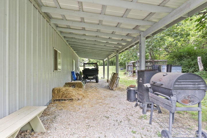 Versailles, Kentucky, 40383, United States, 4 Bedrooms Bedrooms, ,Residential,For Sale,1900700