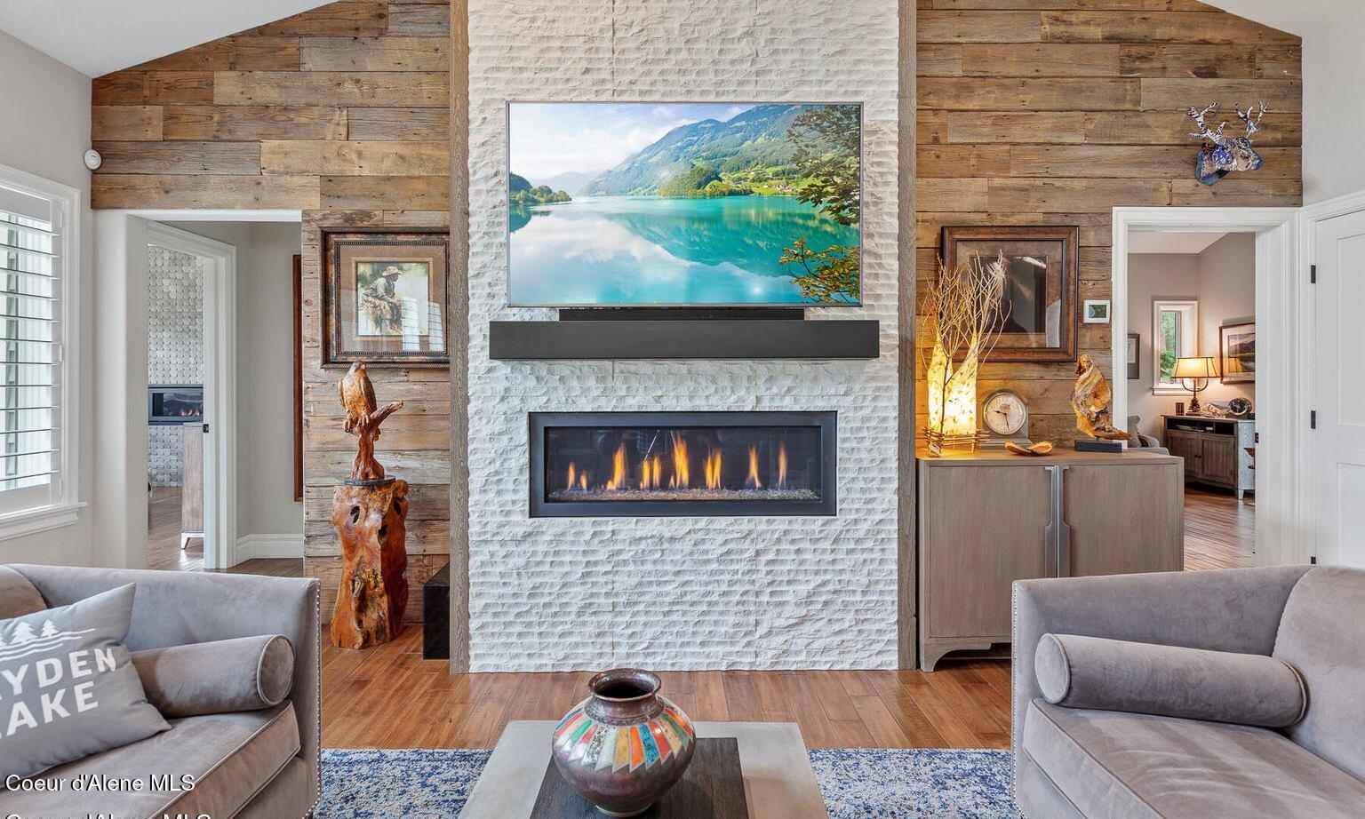 Hayden Lake, Idaho, 83835, United States, 4 Bedrooms Bedrooms, ,5 BathroomsBathrooms,Residential,For Sale,1990464