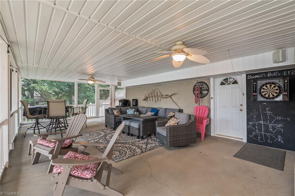 New London, North Carolina, 28127, United States, 3 Bedrooms Bedrooms, ,2 BathroomsBathrooms,Residential,For Sale,1991438