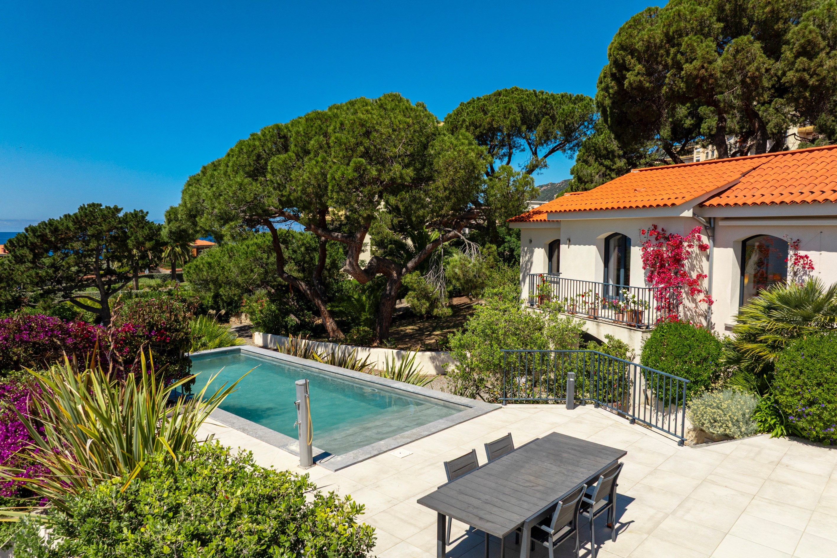  Luxury villa with pool and sea view, Sanguinary road Ajaccio - Corsica - 物件實景