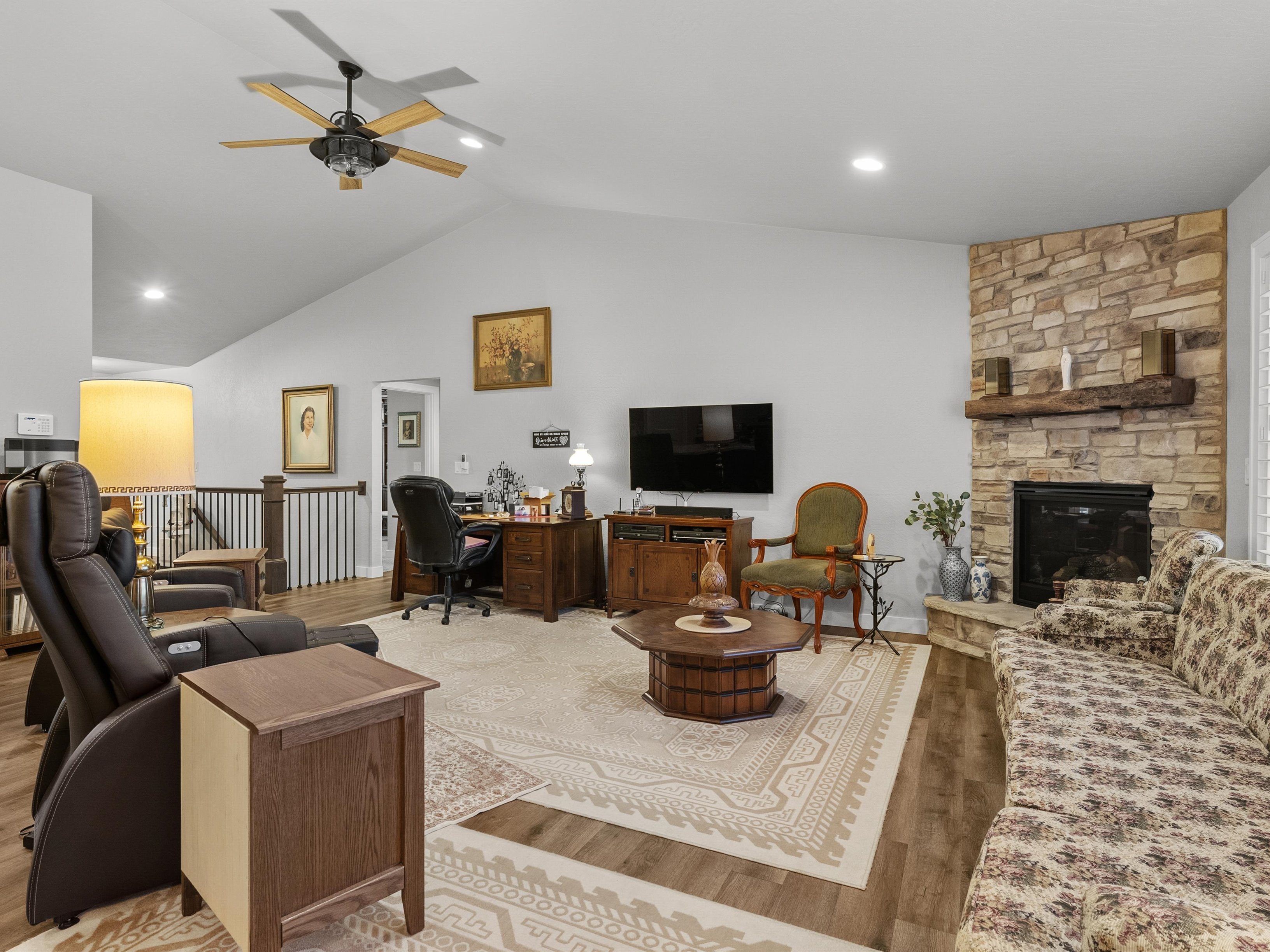 Green Bay, Wisconsin, 54313, United States, 4 Bedrooms Bedrooms, ,4 BathroomsBathrooms,Residential,For Sale,2010361