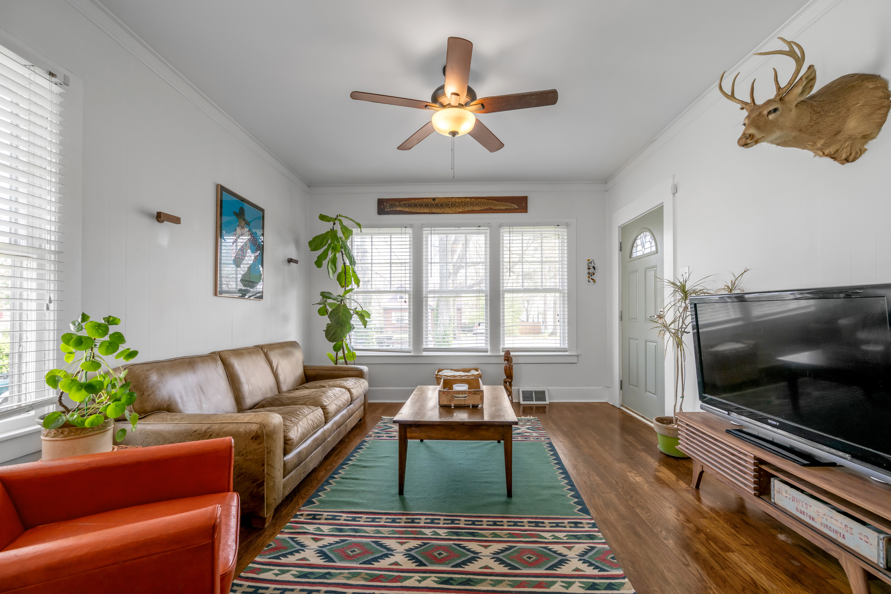  127 Delmont Drive - 物件實景