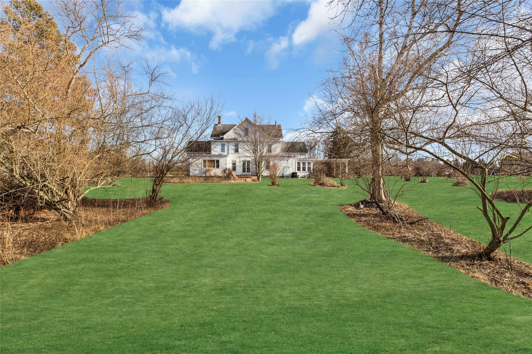Orient, New York, 11957, United States, 7 Bedrooms Bedrooms, ,3 BathroomsBathrooms,Residential,For Sale,1696050