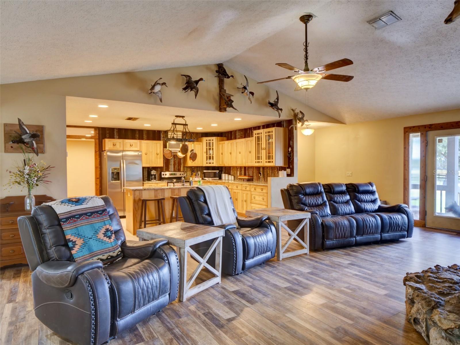 Wildwood, Florida, 34785, United States, 3 Bedrooms Bedrooms, ,2 BathroomsBathrooms,Residential,For Sale,2002543