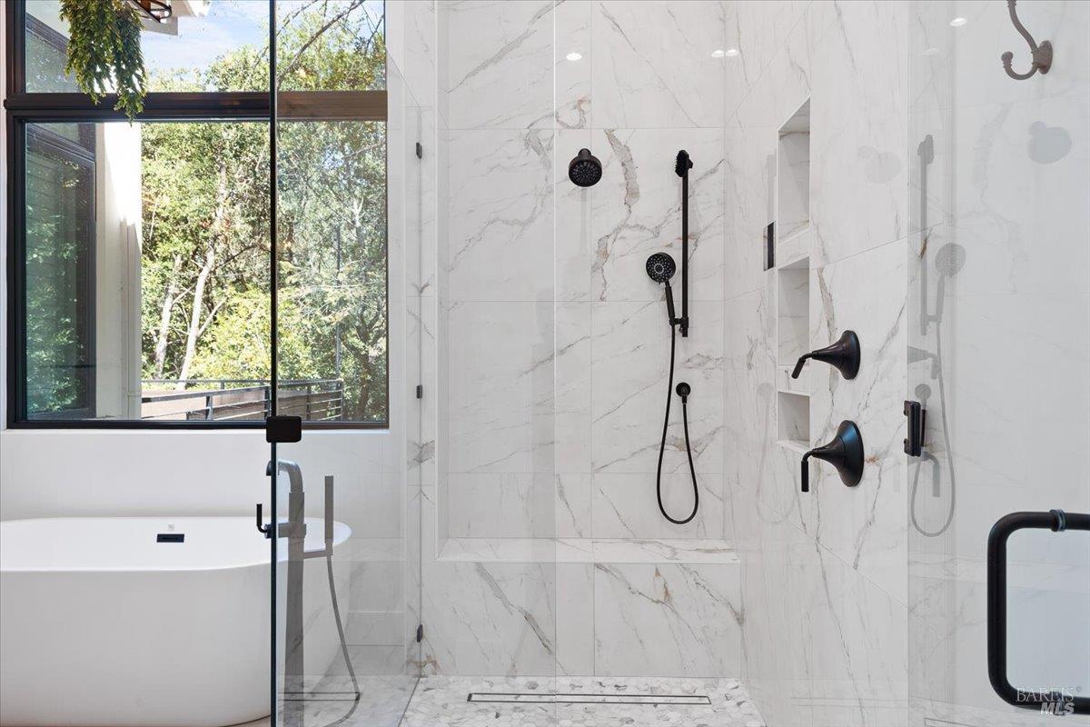 Santa Rosa, California, 95404, United States, 4 Bedrooms Bedrooms, ,4 BathroomsBathrooms,Residential,For Sale,1983418